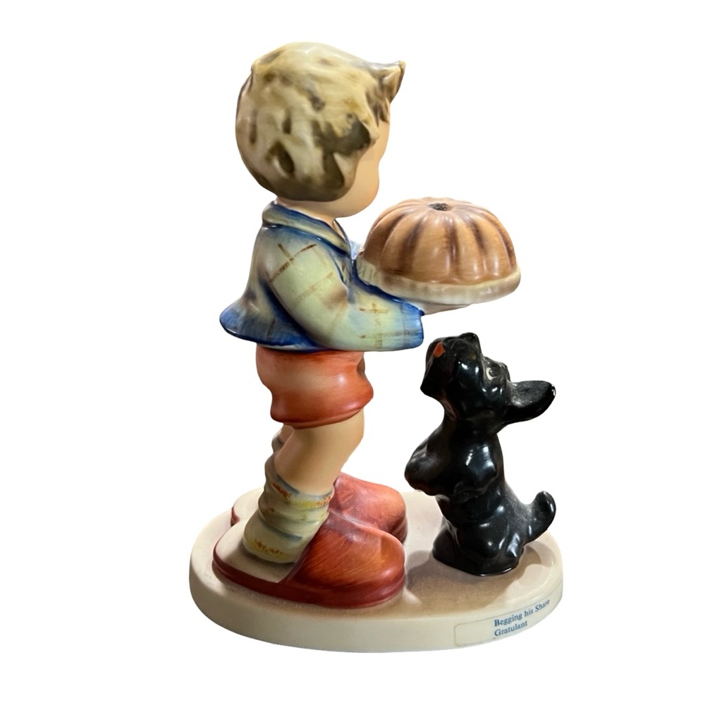 Vintage MI Hummel Boy and Dog Figurine - Picture 2 of 8